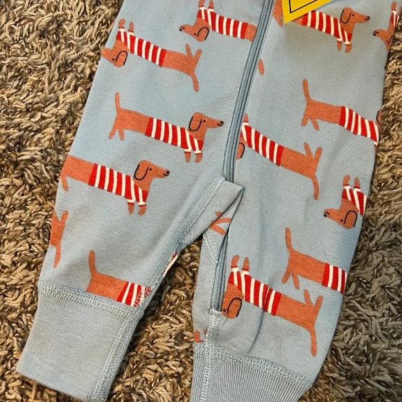 NWT Hanna Andersson Baby zip sleeper dachsund print organic cotton 0-3 months - Picture 3 of 4